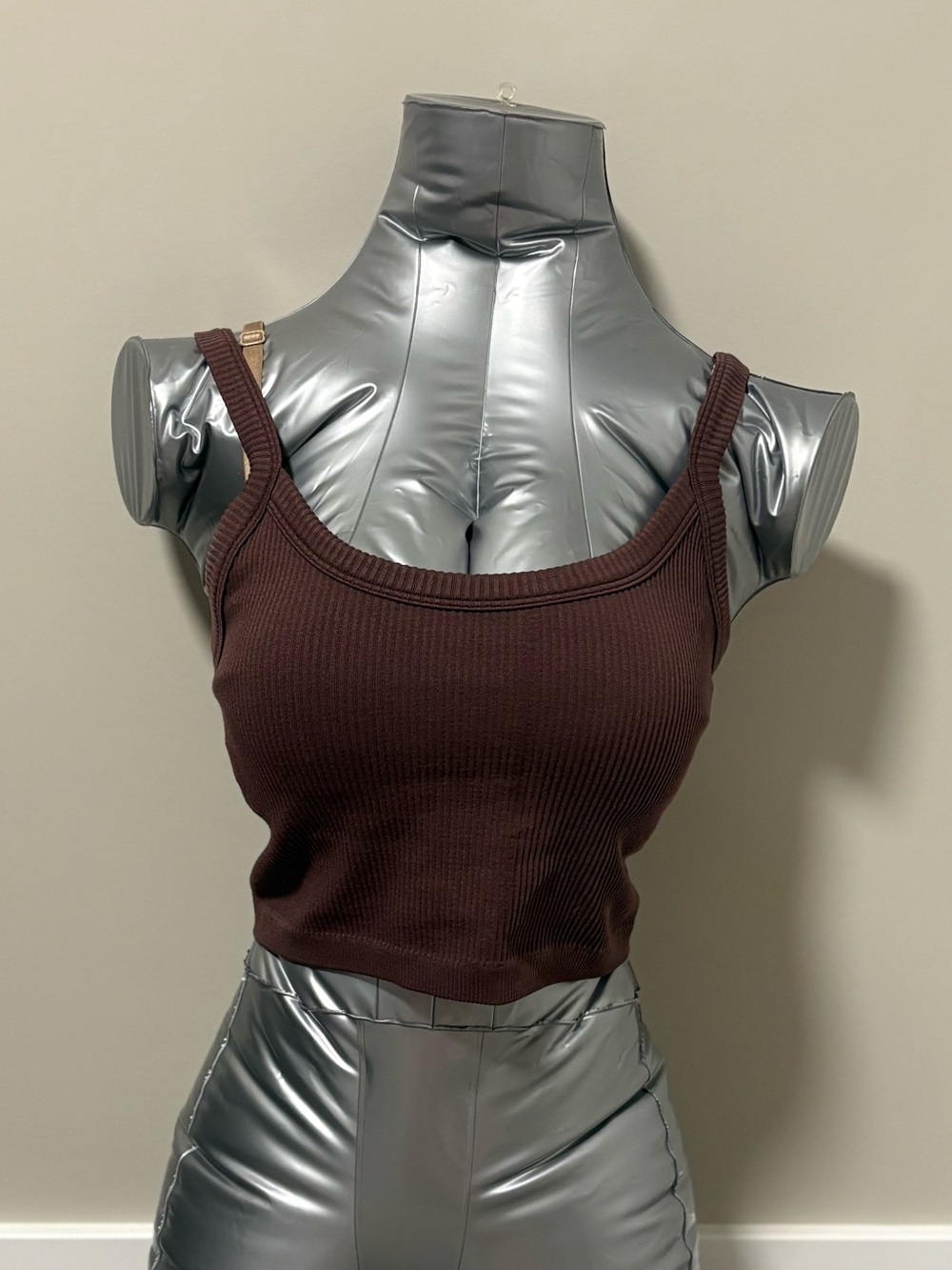 SHEIN Chocolate Brown Ribbed Cropped Tank Top